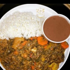 White Rice, Beans and Vegetable (légumes).