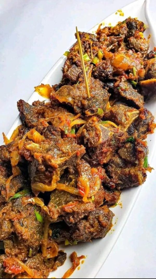 Oxtail complete or with fried plantain